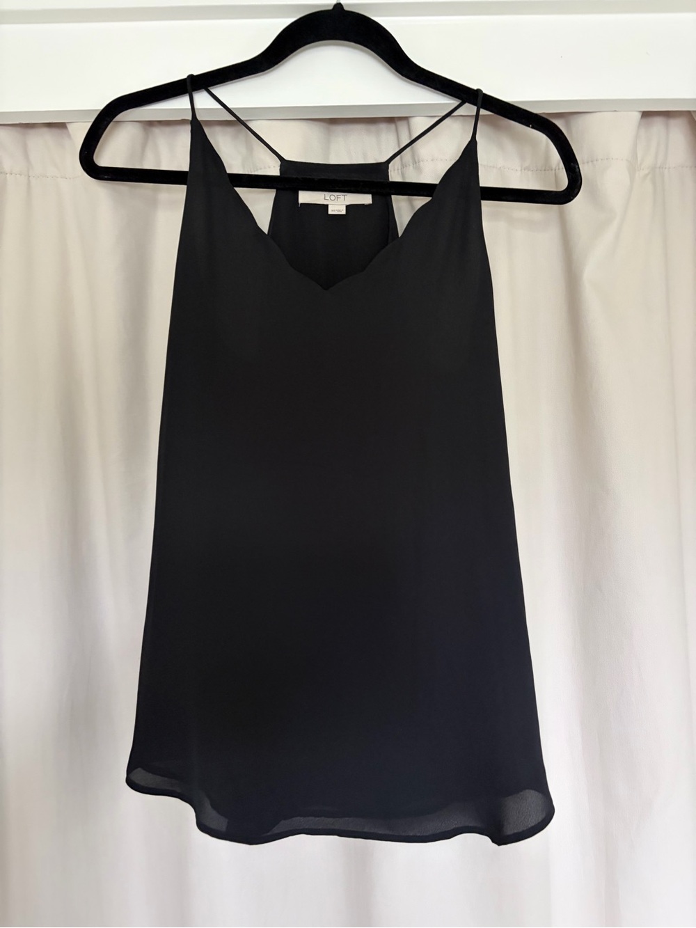 LOFT Black V-Neck Spaghetti Strap Camisole